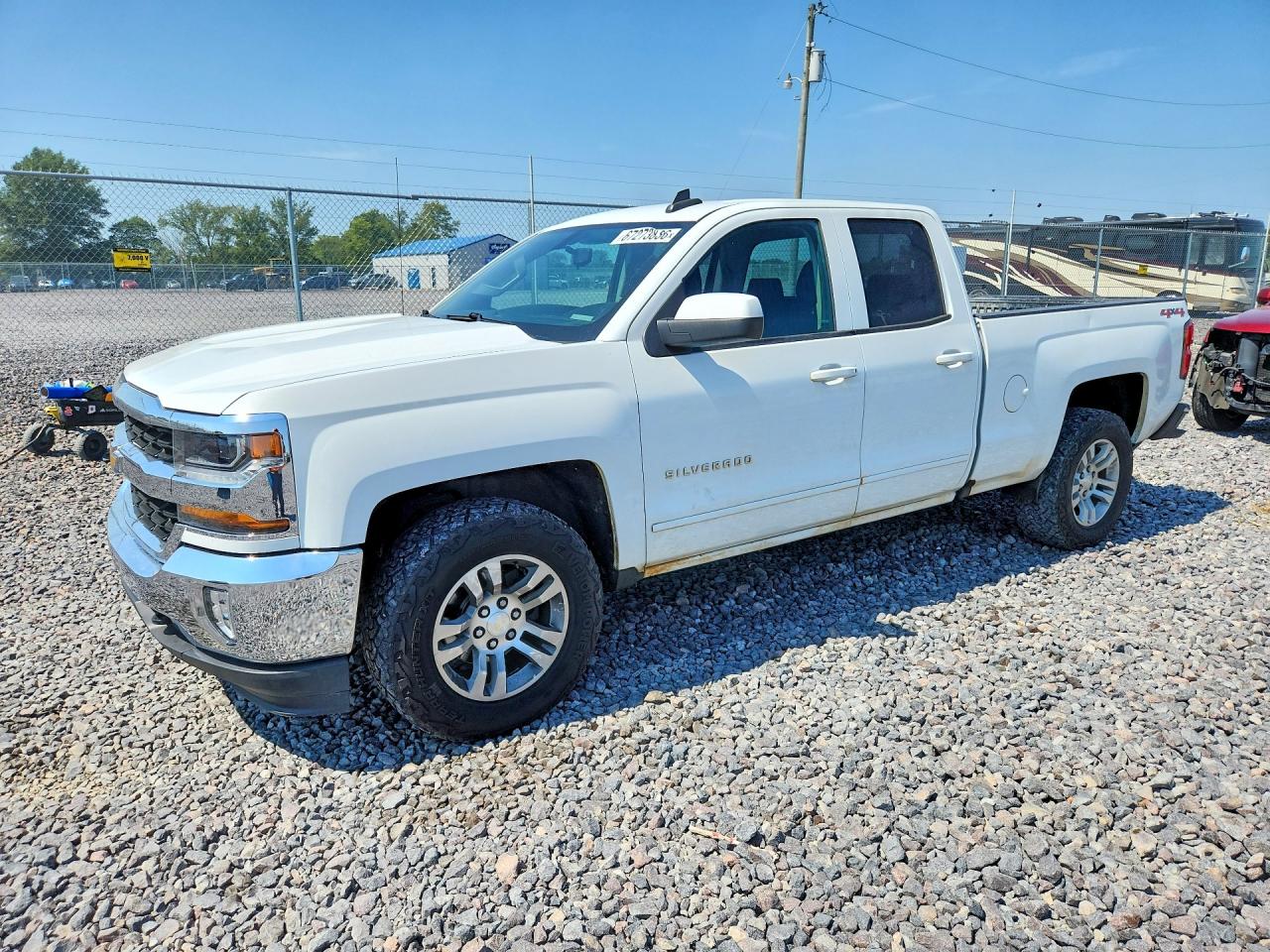 2017 CHEVROLET SILVERADO LT