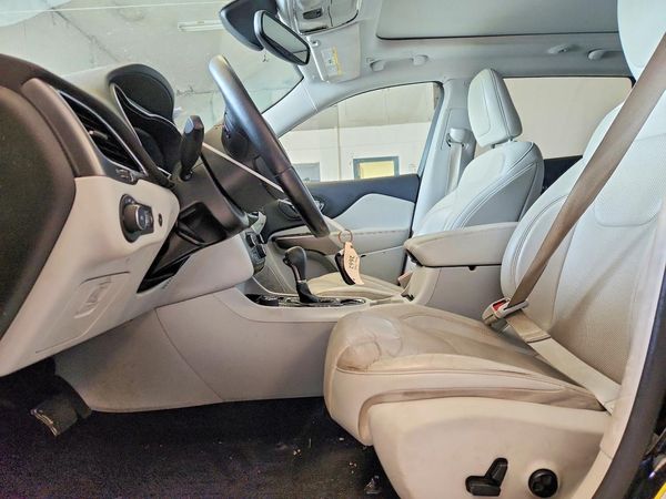 2019 JEEP GRAND CHER Limited — DENT
