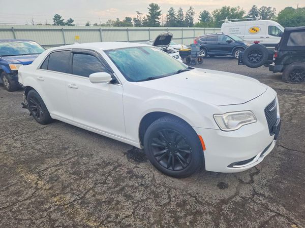 2015 CHRYSLER 300 Limited