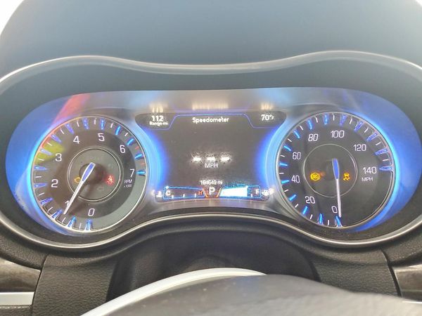 2015 CHRYSLER 300 Limited