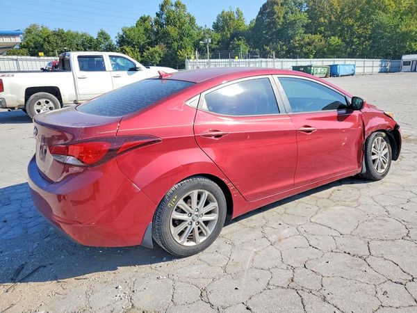 2015 HYUNDAI ELANTRA GLS(Middle)