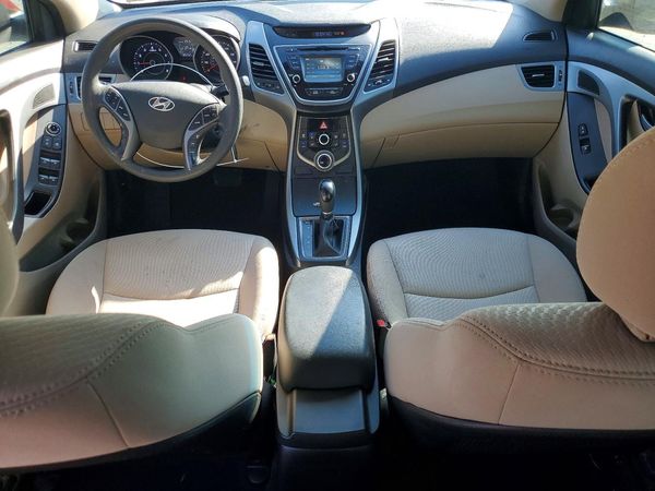 2015 HYUNDAI ELANTRA GLS(Middle)