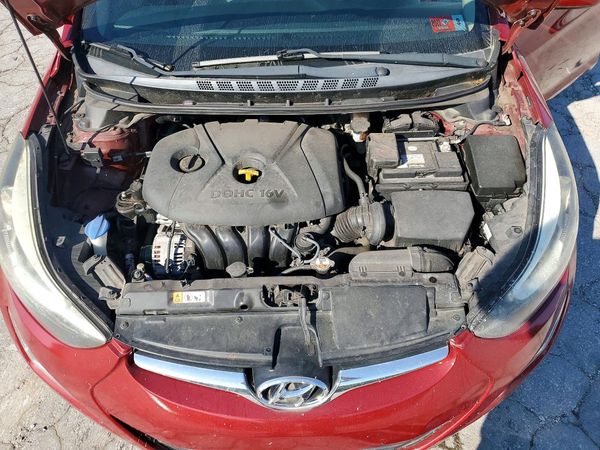 2015 HYUNDAI ELANTRA GLS(Middle)