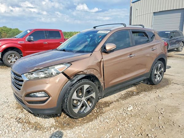 2016 HYUNDAI TUCSON