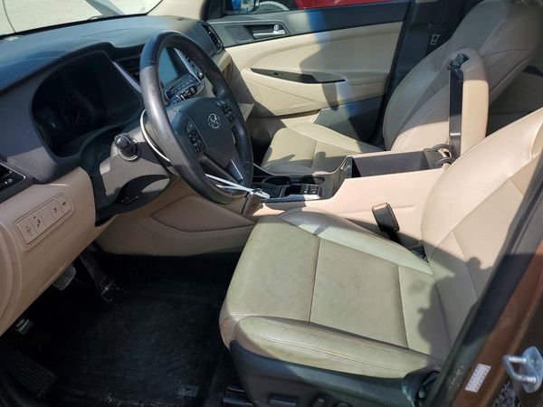 2016 HYUNDAI TUCSON