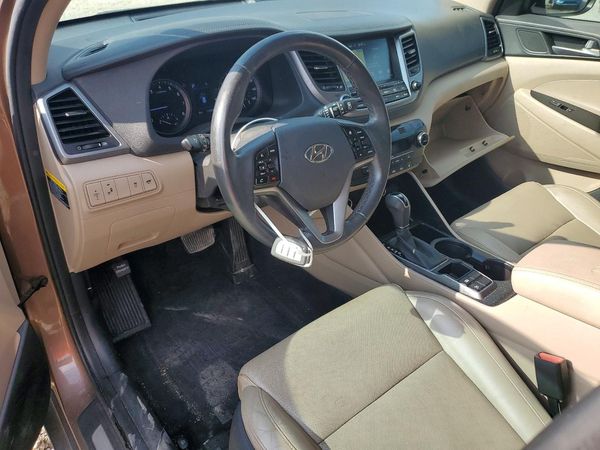 2016 HYUNDAI TUCSON
