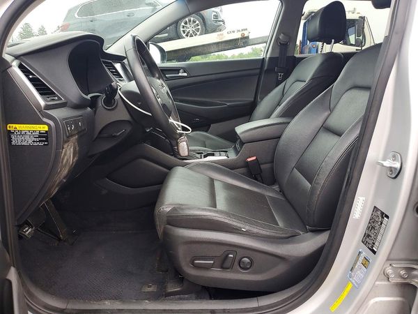 2017 HYUNDAI TUCSON