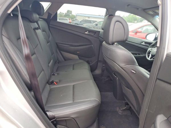 2017 HYUNDAI TUCSON