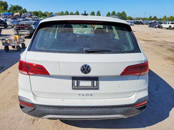 2022 VOLKSWAGEN TAOS