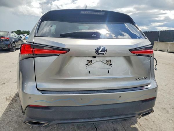 2020 LEXUS NX 300 Comfort