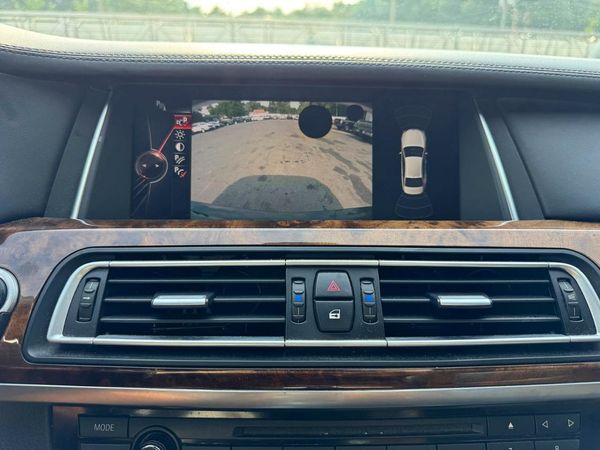 2015 BMW 750