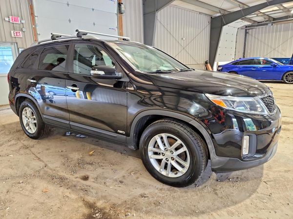 2014 KIA SORENTO Base/ LX