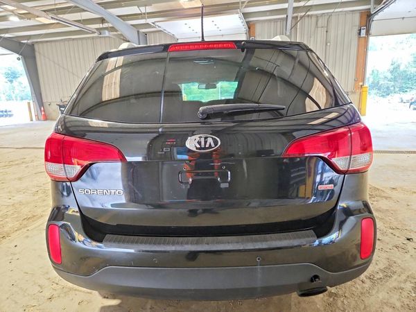 2014 KIA SORENTO Base/ LX