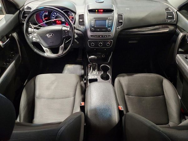 2014 KIA SORENTO Base/ LX