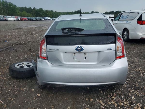 2013 TOYOTA PRIUS