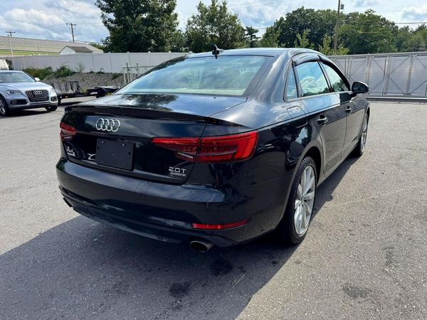 2017 AUDI A4 quattro Premium