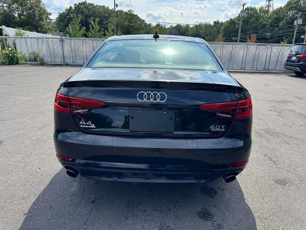 2017 AUDI A4 quattro Premium