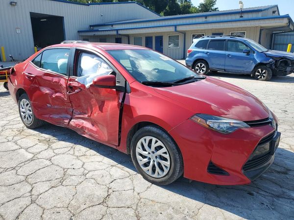 2017 TOYOTA COROLLA