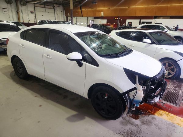 2016 KIA RIO