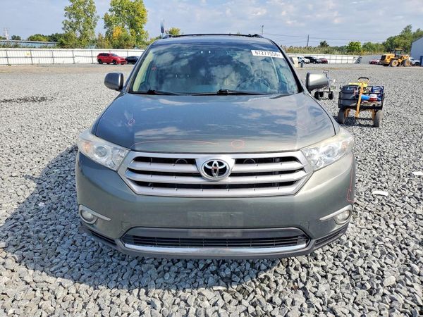 2013 TOYOTA HIGHLANDER Base/Hybrid