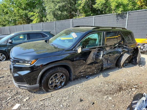 2025 HONDA PILOT