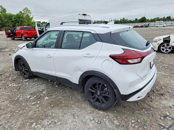 2024 NISSAN KICKS
