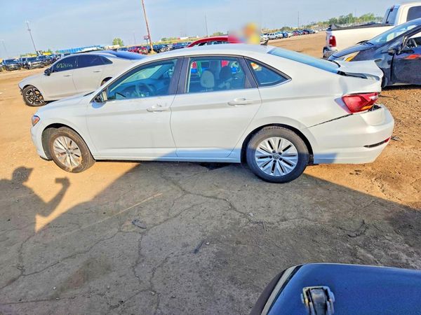 2019 VOLKSWAGEN JETTA S, SE, R-Line