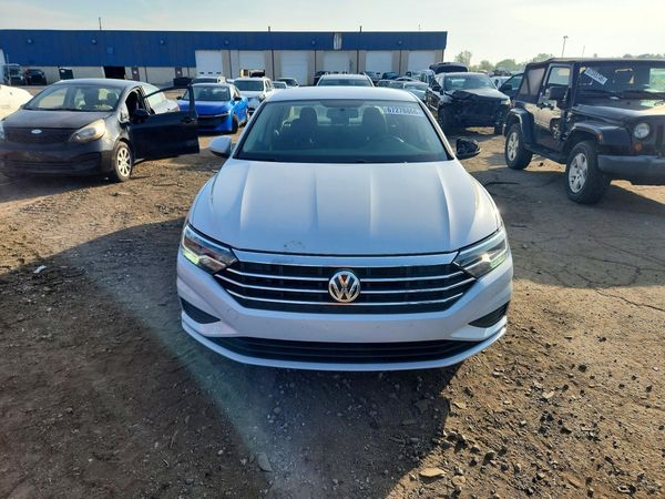 2019 VOLKSWAGEN JETTA S, SE, R-Line