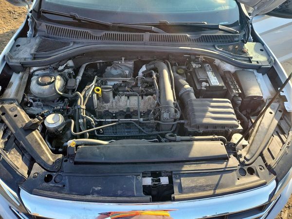 2019 VOLKSWAGEN JETTA S, SE, R-Line