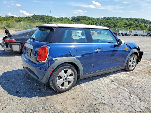 2014 MINI COOPER