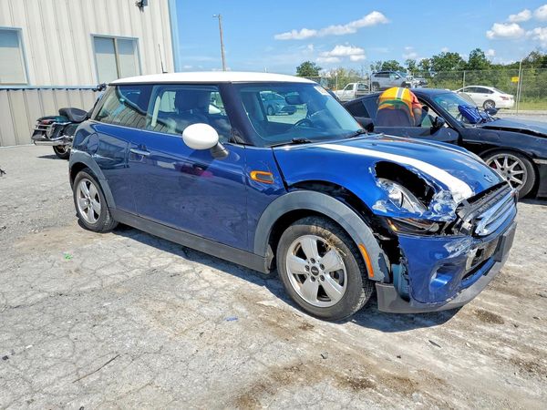 2014 MINI COOPER