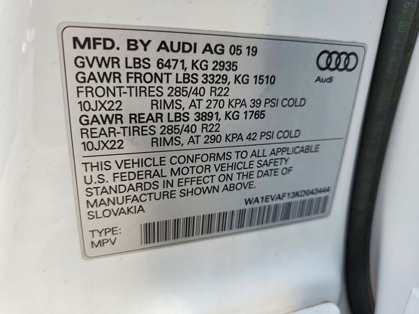 2019 AUDI Q8