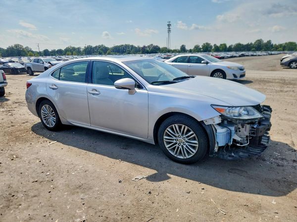 2015 LEXUS ES