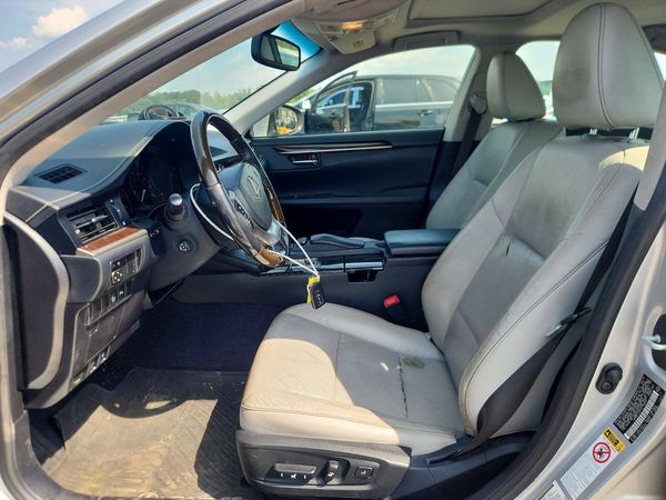 2015 LEXUS ES
