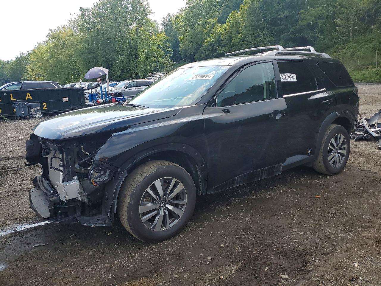 2024 NISSAN PATHFINDER SL