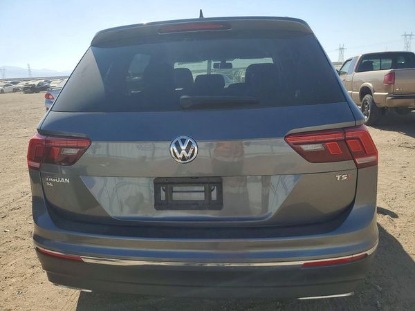2018 VOLKSWAGEN TIGUAN SE, SEL