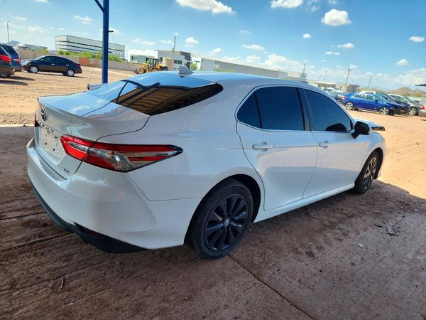 2020 TOYOTA CAMRY LE