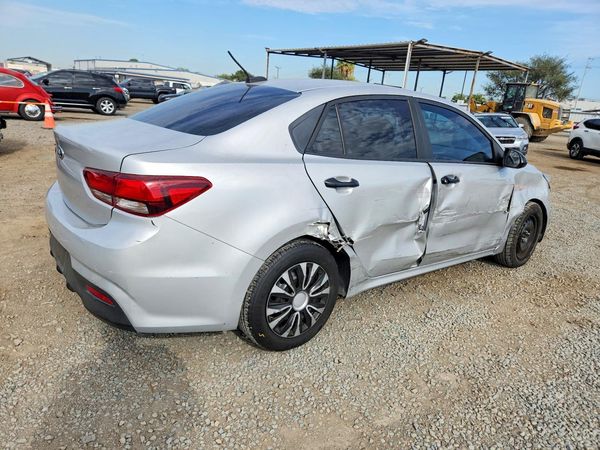 2018 KIA RIO