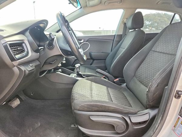 2018 KIA RIO