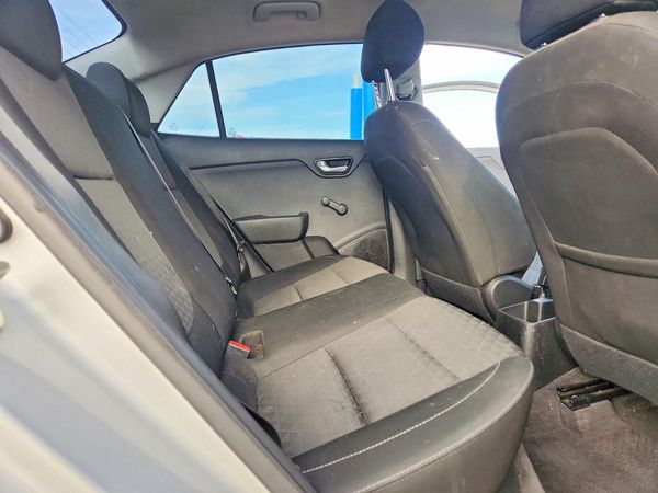2018 KIA RIO