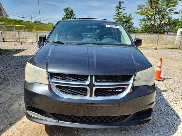 2012 DODGE GRAND CARAVAN SXT