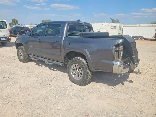 2017 TOYOTA TACOMA