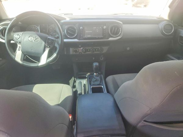 2017 TOYOTA TACOMA