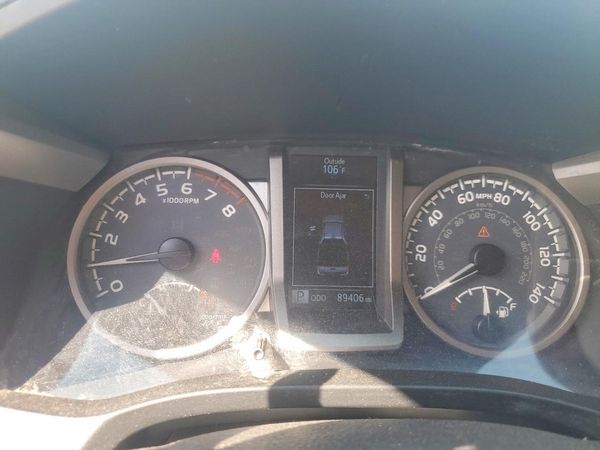 2017 TOYOTA TACOMA