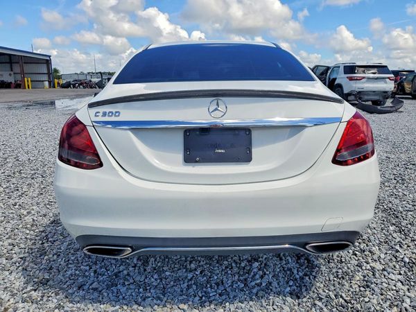2017 MERCEDES-BENZ C C300