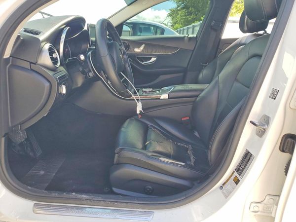 2017 MERCEDES-BENZ C C300