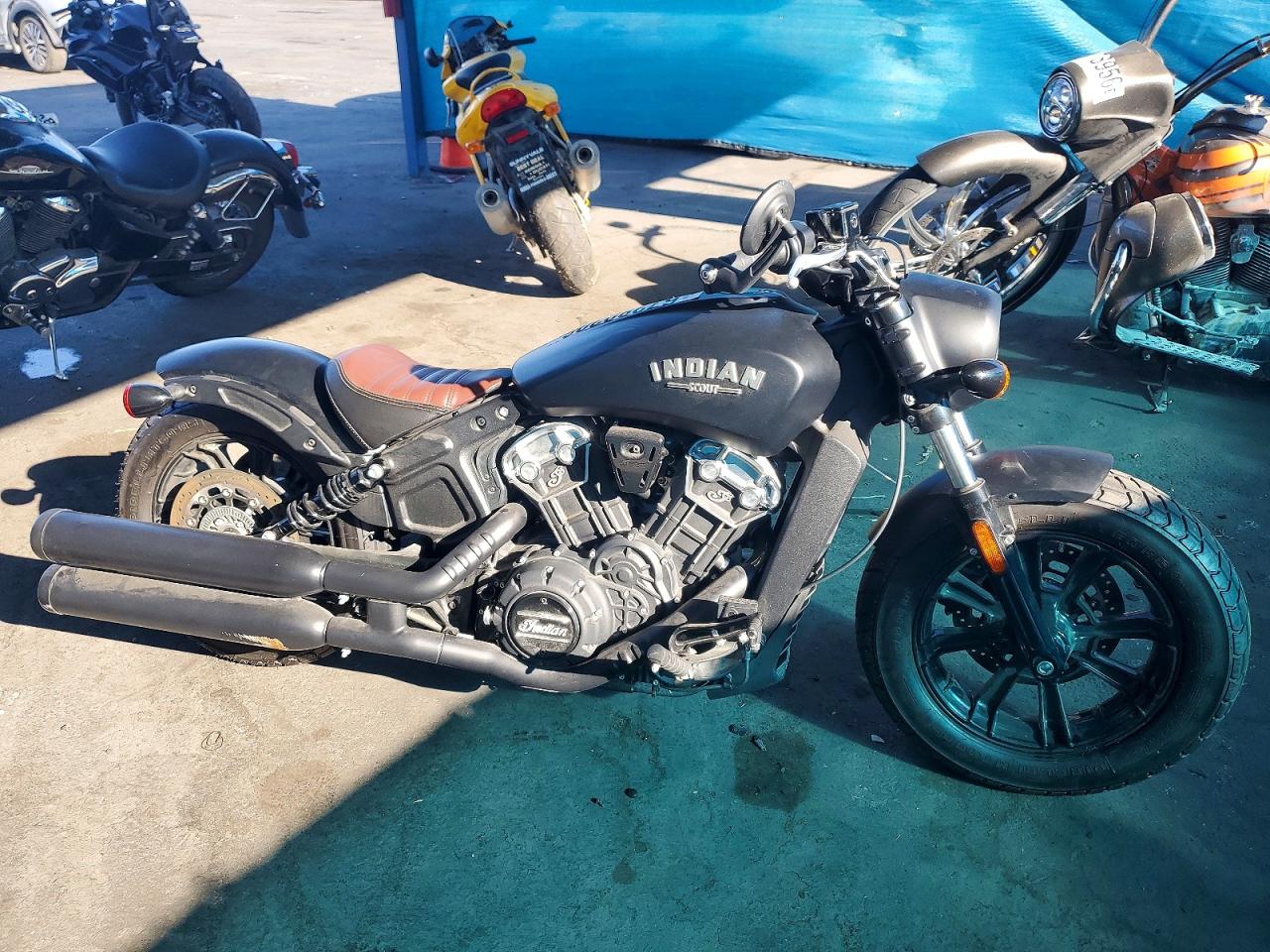 2020 INDIAN MOTORCYCLE CO. MOTORCYCLE Base spec