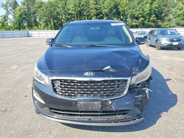 2019 KIA SEDONA