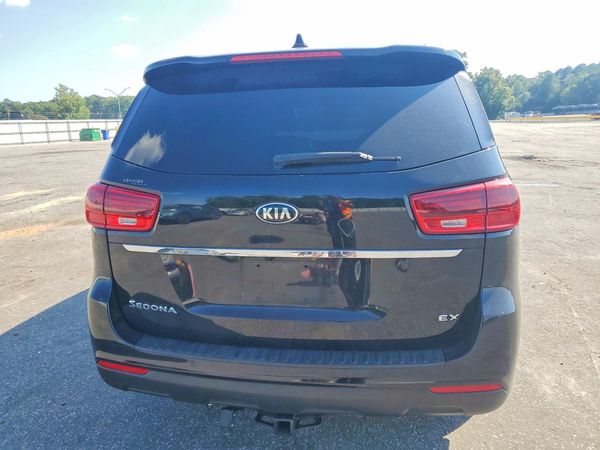 2019 KIA SEDONA
