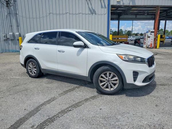 2019 KIA SORENTO L, LX, S — Passenger 3/4